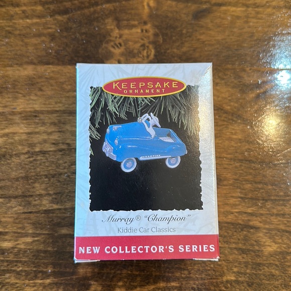 Hallmark ornament - Picture 1 of 1